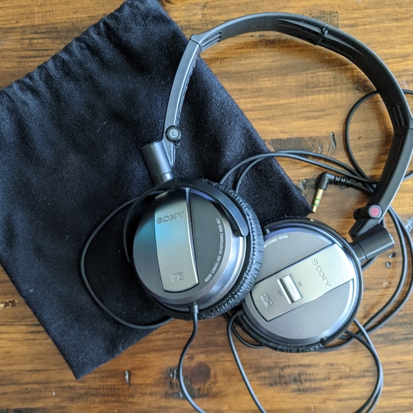 Sony Other - Sony MDR-NC7 Noise Cancelling Headphones